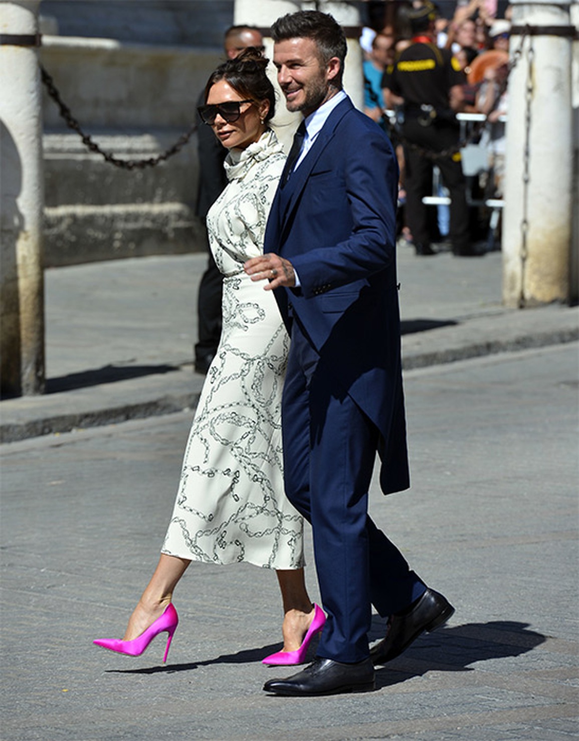 Ngoài giày cao gót, Victoria Beckham còn có bộ sưu tập giày đáng học hỏi - 6