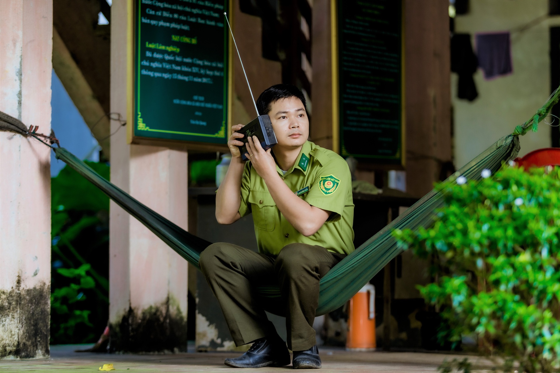 Những người sống 3 không để giữ rừng - 8 Những người sống 3 không để giữ rừng - 8