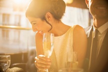 Hạnh phúc hay không mình em biết...