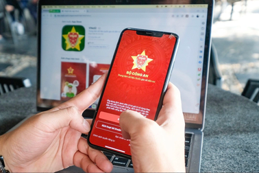 Chiêu "vét" sạch 1,8 tỷ đồng trong tài khoản người phụ nữ ở TPHCM