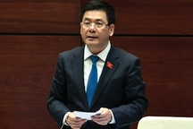 Bộ trưởng Diên: Đang có khoảng trống pháp lý trong quản thuốc lá điện tử