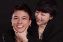 Hà Nội: Chuyện tình vợ hơn chồng 11 tuổi, yêu nhau sau 3 ngày gặp