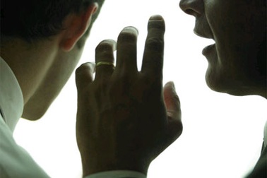 Khi đàn ông thích “buôn dưa lê”