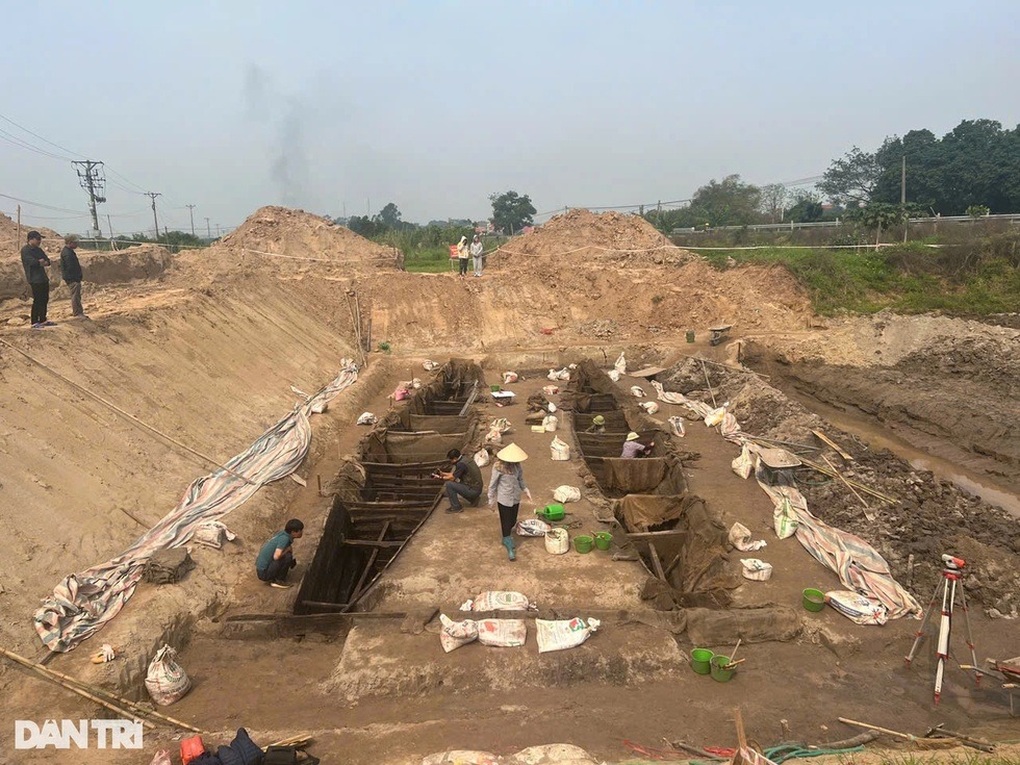 Thuyền cổ dưới ao cá ở Bắc Ninh có từ thời Đông Sơn, cách đây 2.000 năm? - 1