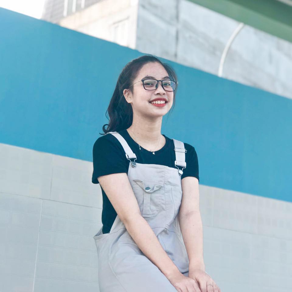 Gặp nữ sinh Đắk Nông đăng quang Hoa khôi ĐH Ngân hàng TPHCM - 6 Gặp nữ sinh Đắk Nông đăng quang Hoa khôi ĐH Ngân hàng TPHCM - 6