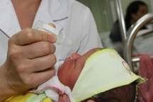 Không nên sử dụng bừa bãi thuốc nhỏ mũi cho trẻ