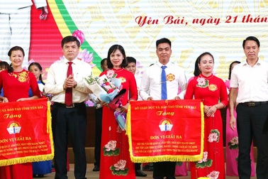 Hơn 13.900 giáo viên thi đua học tập làm theo lời Bác