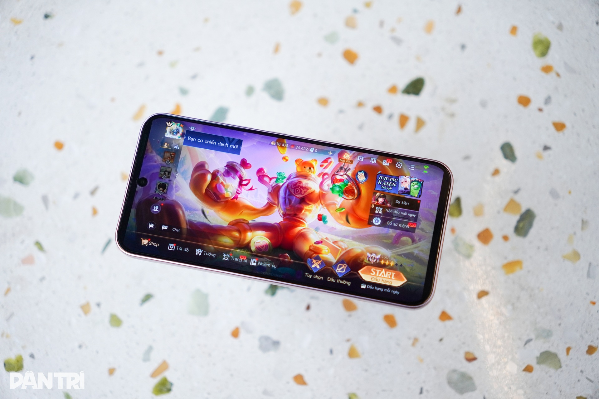 OPPO A6 Pro Test: Schlankes und leichtes Design, starker Akku, eingeschränkte Kamera – 9 Đánh giá OPPO A6 Pro: Thiết kế mỏng nhẹ, pin khỏe, camera còn hạn chế - 9