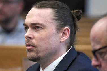 Gã đàn ông giết người yêu của vợ cũ vì ghen