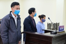 Chủ tịch xã câu kết với cấp dưới lập khống hồ sơ đền bù đất để trục lợi