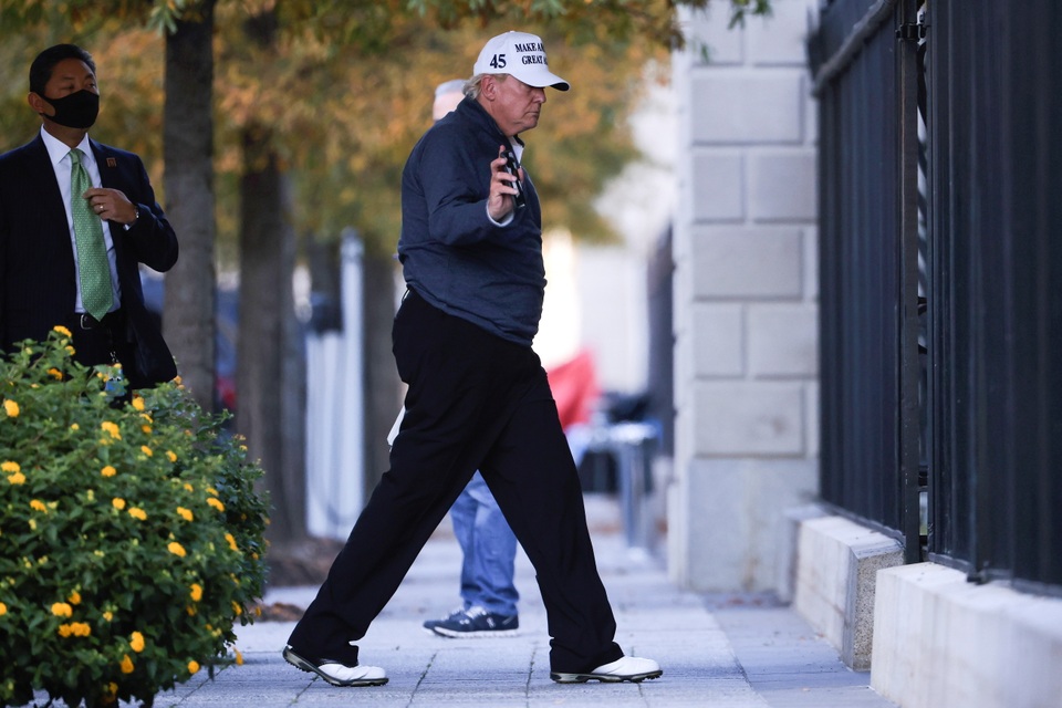 Nhà Trắng im lìm, ông Trump đi chơi golf khi ông Biden đắc cử - 2 Nhà Trắng im lìm, ông Trump đi chơi golf khi ông Biden đắc cử - 2