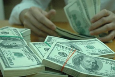 Chọn điểm rơi để vay ngoại tệ 