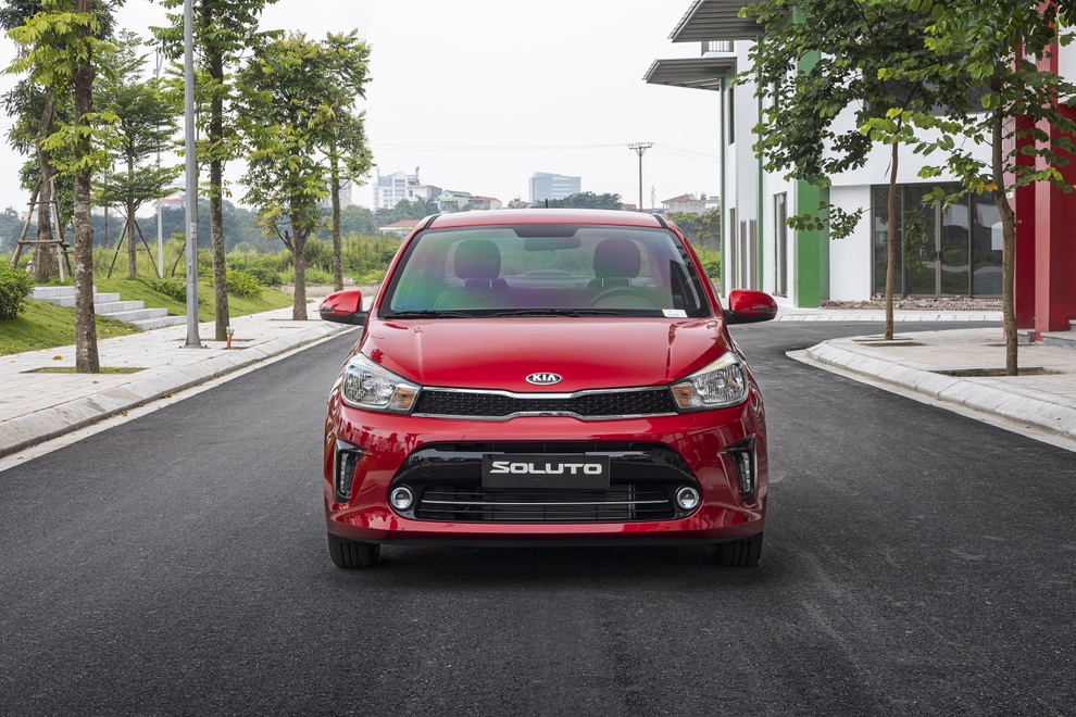 Đánh giá Kia Soluto: Xu hướng lựa chọn mới trong phân khúc cỡ B tại Việt Nam - 1 Đánh giá Kia Soluto: Xu hướng lựa chọn mới trong phân khúc cỡ B tại Việt Nam - 1