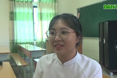 Niềm vui kép của nữ thủ khoa khối C toàn quốc