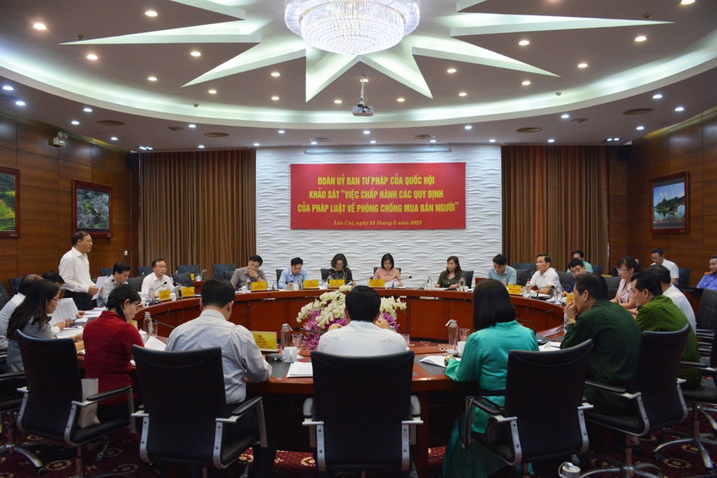 Lào Cai: Tiếp nhận 843 nạn nhân bị buôn bán ra nước ngoài trở về - 1 Lào Cai: Tiếp nhận 843 nạn nhân bị buôn bán ra nước ngoài trở về - 1