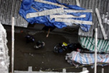 3 người chết và bị thương sau vụ sập dàn giáo