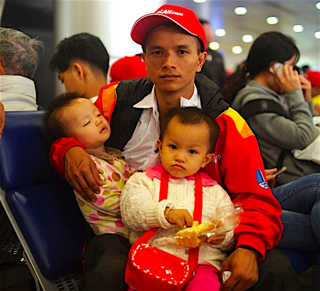 Vietjet có hai chuyến bay miễn phí đưa công nhân về quê ăn Tết - 2 Vietjet có hai chuyến bay miễn phí đưa công nhân về quê ăn Tết - 2