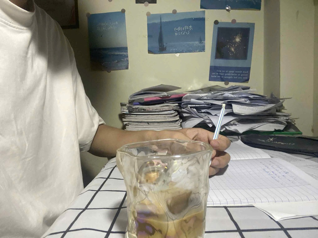 Caffeine và giấc ngủ bị đánh cắp của thế hệ cày điểm - 3 Caffeine và giấc ngủ bị đánh cắp của thế hệ cày điểm - 3