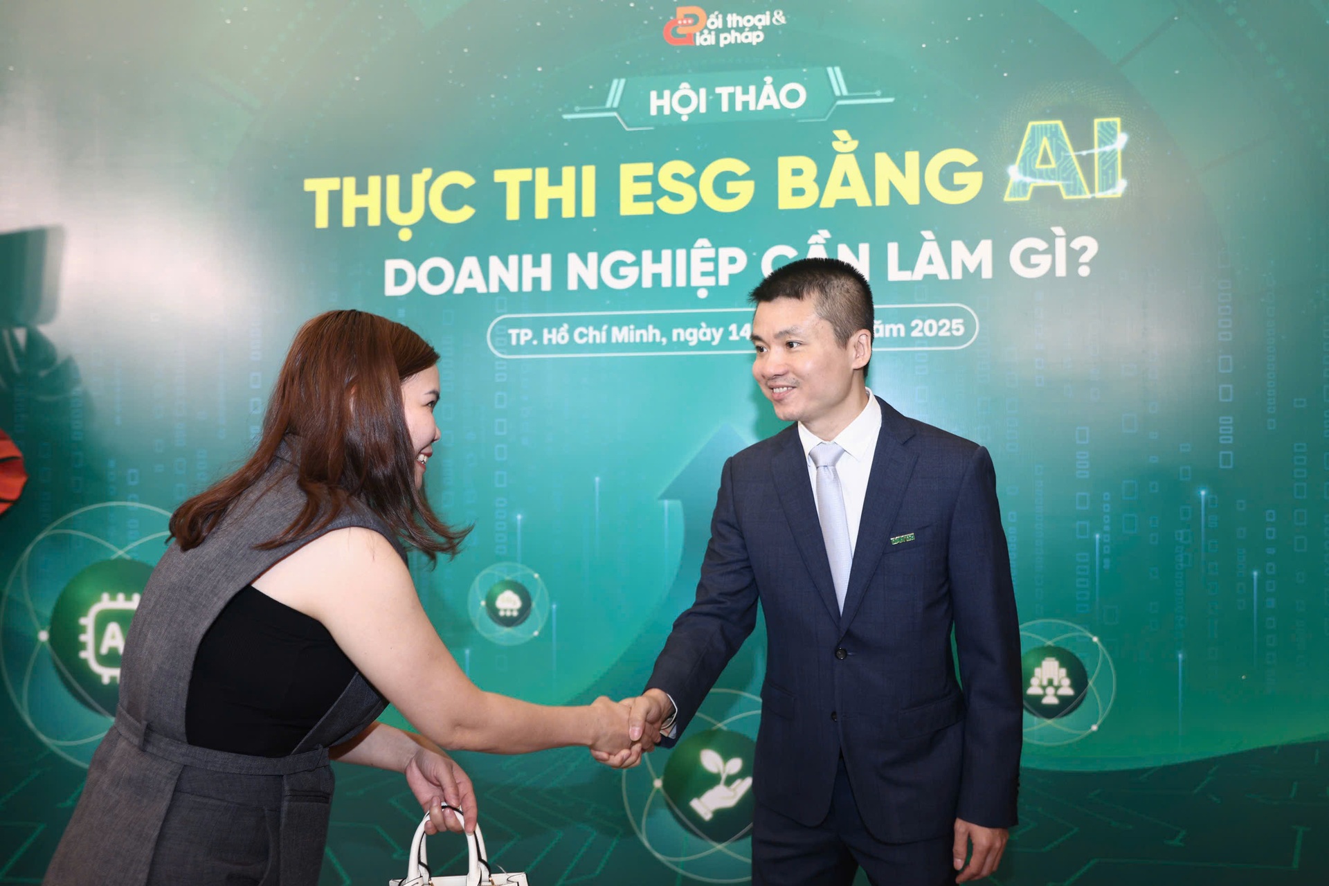 Dàn diễn giả, khách mời tham dự hội thảo Thực thi ESG bằng AI - 4 Dàn diễn giả, khách mời tham dự hội thảo Thực thi ESG bằng AI - 4