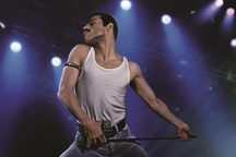 Tột đỉnh vinh quang, tột cùng cô độc trong một cuộc đời