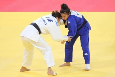 Hoàng Thị Tình và Phạm Thị Huệ thi đấu không thành công ở Olympic Paris