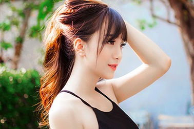 Nữ sinh xinh xắn đa tài, cùng lúc học hai trường đại học