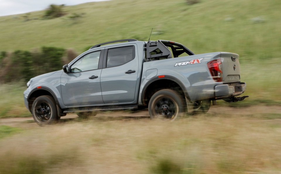 Nissan Navara 2021 xuất kích, sẵn sàng đấu với Ford Ranger - 12 Nissan Navara 2021 xuất kích, sẵn sàng đấu với Ford Ranger - 12