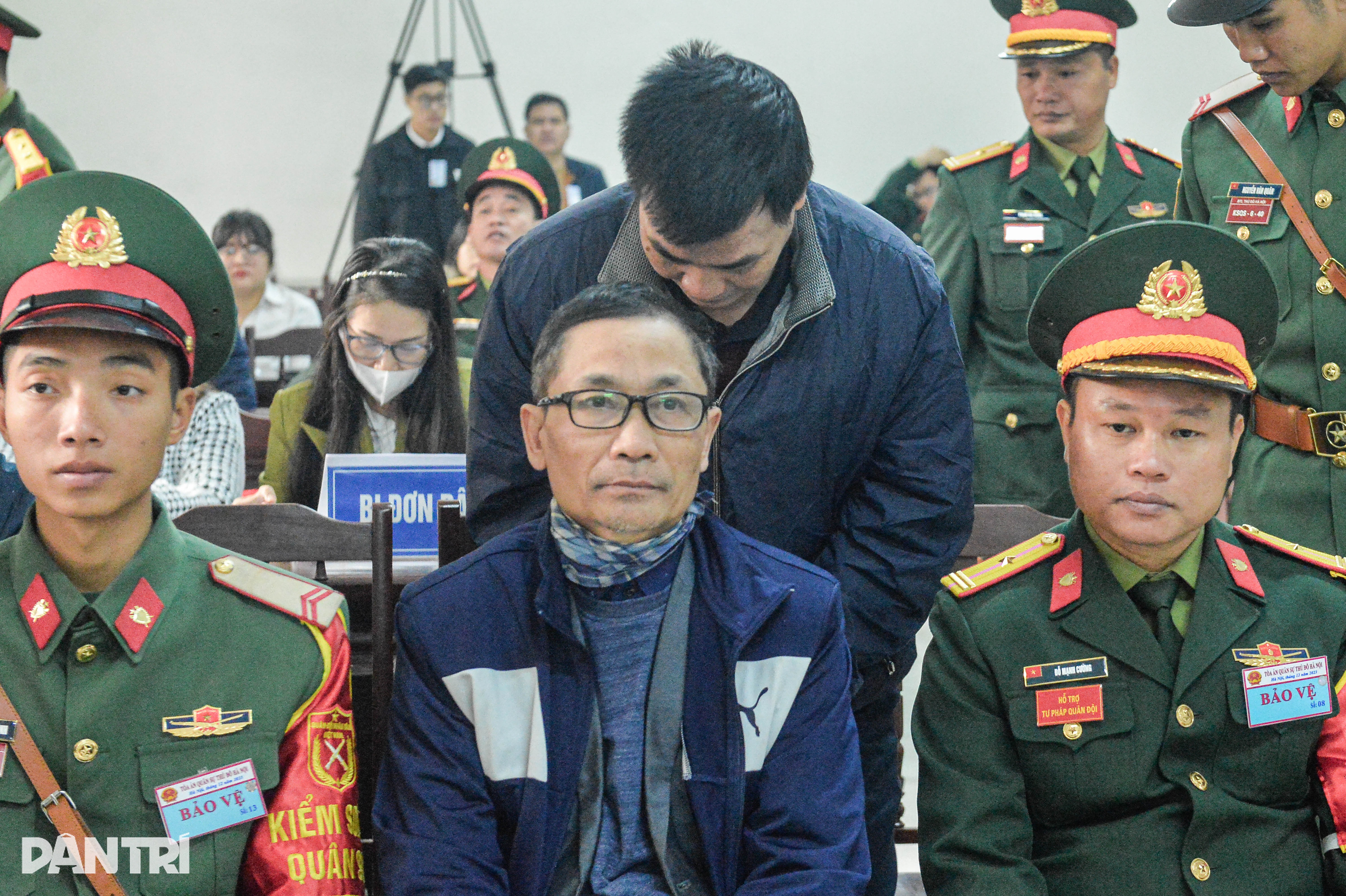 Bị cáo Phan Quốc Việt khai Công ty Việt Á không nhập hàng Trung Quốc - 3 Bị cáo Phan Quốc Việt khai Công ty Việt Á không nhập hàng Trung Quốc - 3