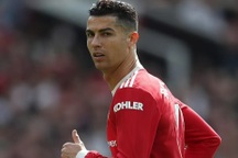 Con trai mới sinh của C.Ronaldo qua đời