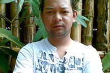 Những nỗi lòng lặng lẽ của con trai Y Moan