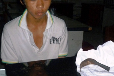 16 tuổi giết người trong ký túc xá trường đại học