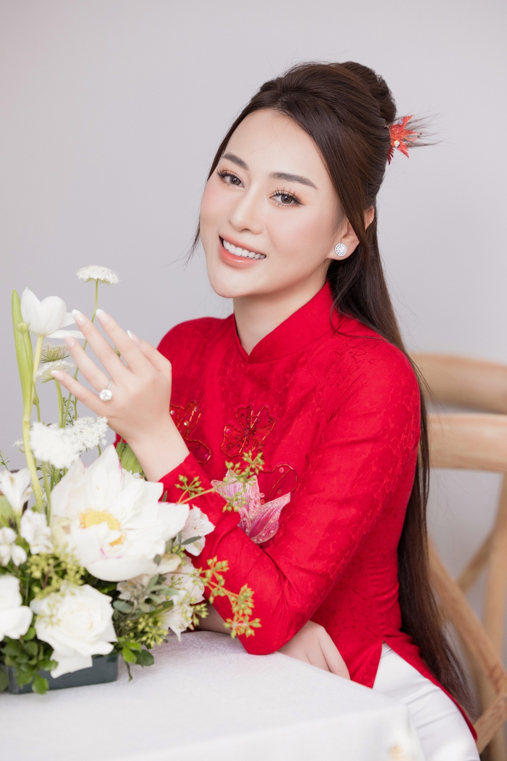 Shark Bình hôn Phương Oanh, căng thẳng trong lễ ăn hỏi - 7 Shark Bình hôn Phương Oanh, căng thẳng trong lễ ăn hỏi - 7