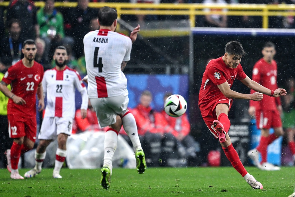 UEFA bình chọn 10 bàn thắng đẹp nhất Euro 2024 - 3 UEFA bình chọn 10 bàn thắng đẹp nhất Euro 2024 - 3