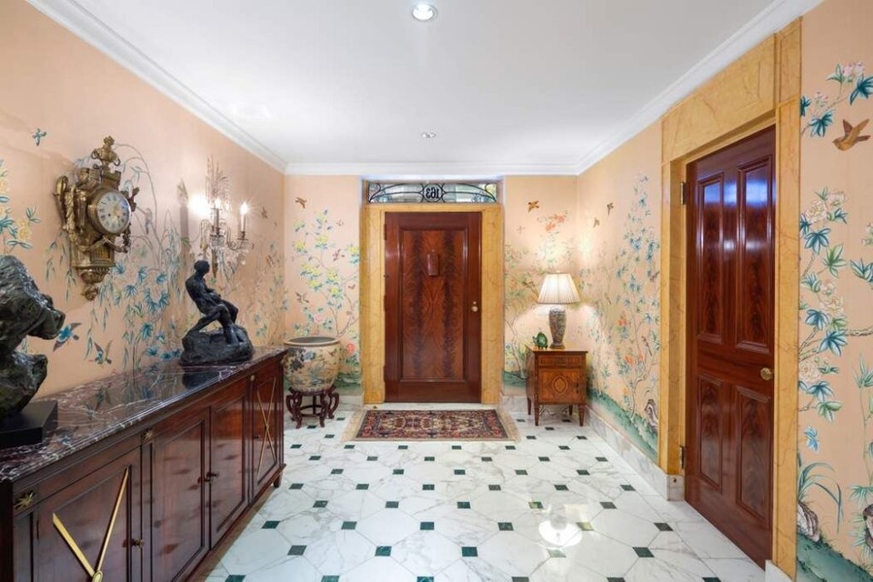 Được ví là “kiệt tác kiến trúc”, nhà phố triệu đô vẫn ế suốt 17 năm - 2