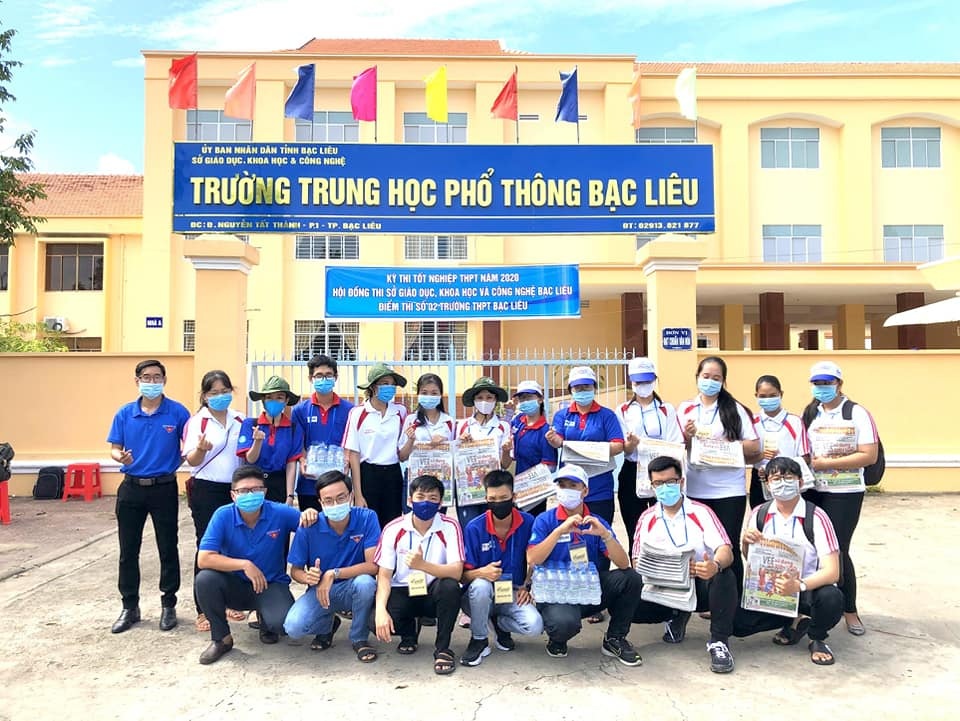 Tuổi trẻ xứ Công tử Bạc Liêu hết mình tiếp sức sĩ tử thi tốt nghiệp THPT - 11 Tuổi trẻ xứ Công tử Bạc Liêu hết mình tiếp sức sĩ tử thi tốt nghiệp THPT - 11
