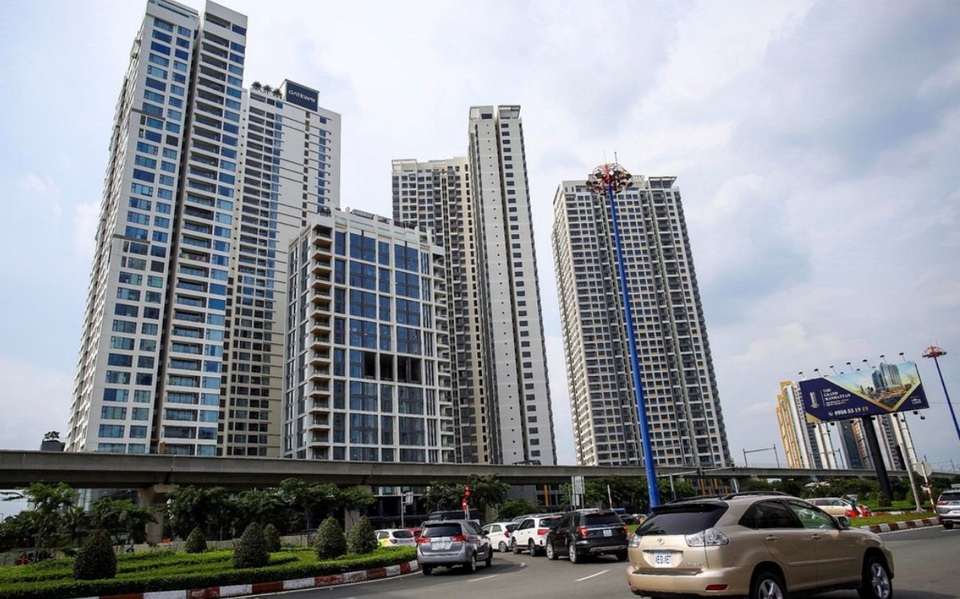Cán bộ “trên ga, dưới phanh”; doanh nghiệp “toát mồ hôi” vì thủ tục - 1 Cán bộ “trên ga, dưới phanh”; doanh nghiệp “toát mồ hôi” vì thủ tục - 1