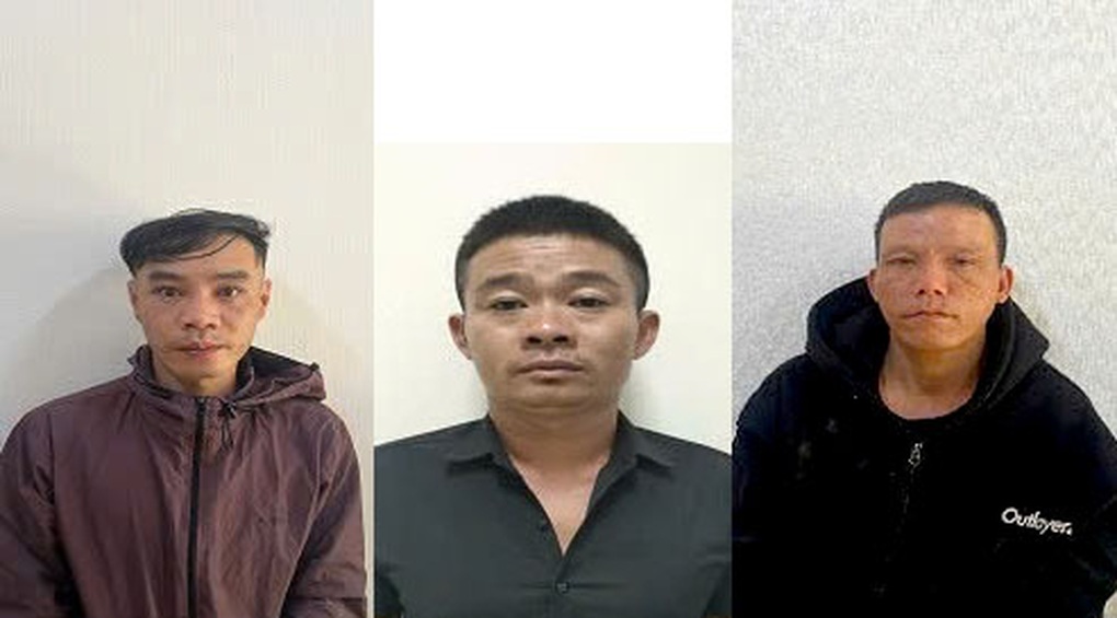 Nhóm người lái 2 ô tô đi trộm sầu riêng - 1 Nhóm người lái 2 ô tô đi trộm sầu riêng - 1