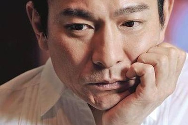 Lưu Đức Hoa vắng mặt trong tang lễ cha của người tình