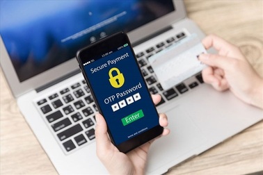 Cẩn trọng khi đặt vé máy bay, khách sạn trực tuyến