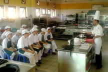 Thất nghiệp vì hiểu sai về thợ, thầy 