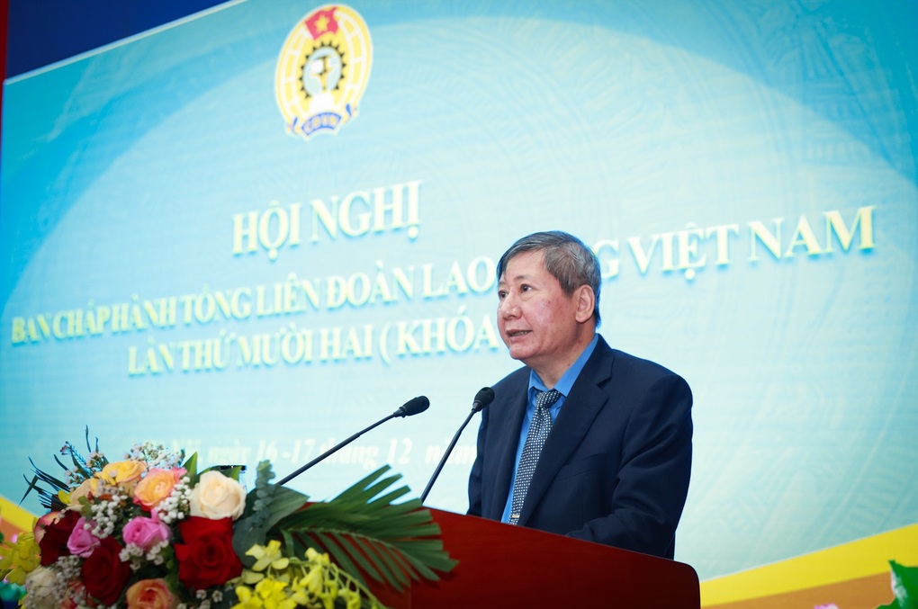 Duy trì việc làm, bảo đảm người lao động ai cũng có Tết - 2 Duy trì việc làm, bảo đảm người lao động ai cũng có Tết - 2