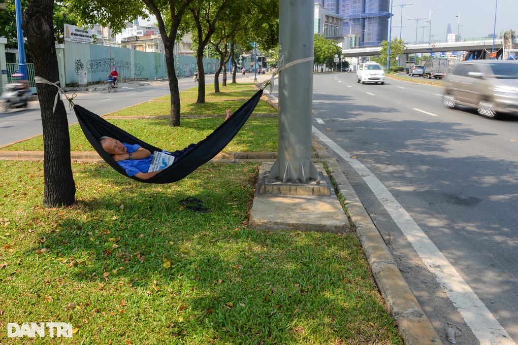 Chuyên gia nói gì về người muốn hô mưa, gọi gió giúp TPHCM giải nhiệt? - 1 Chuyên gia nói gì về người muốn hô mưa, gọi gió giúp TPHCM giải nhiệt? - 1