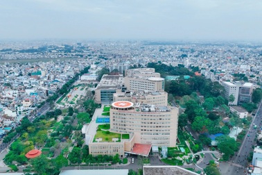 Bệnh viện đầu tiên và duy nhất tại Việt Nam có 2 bãi đáp trực thăng