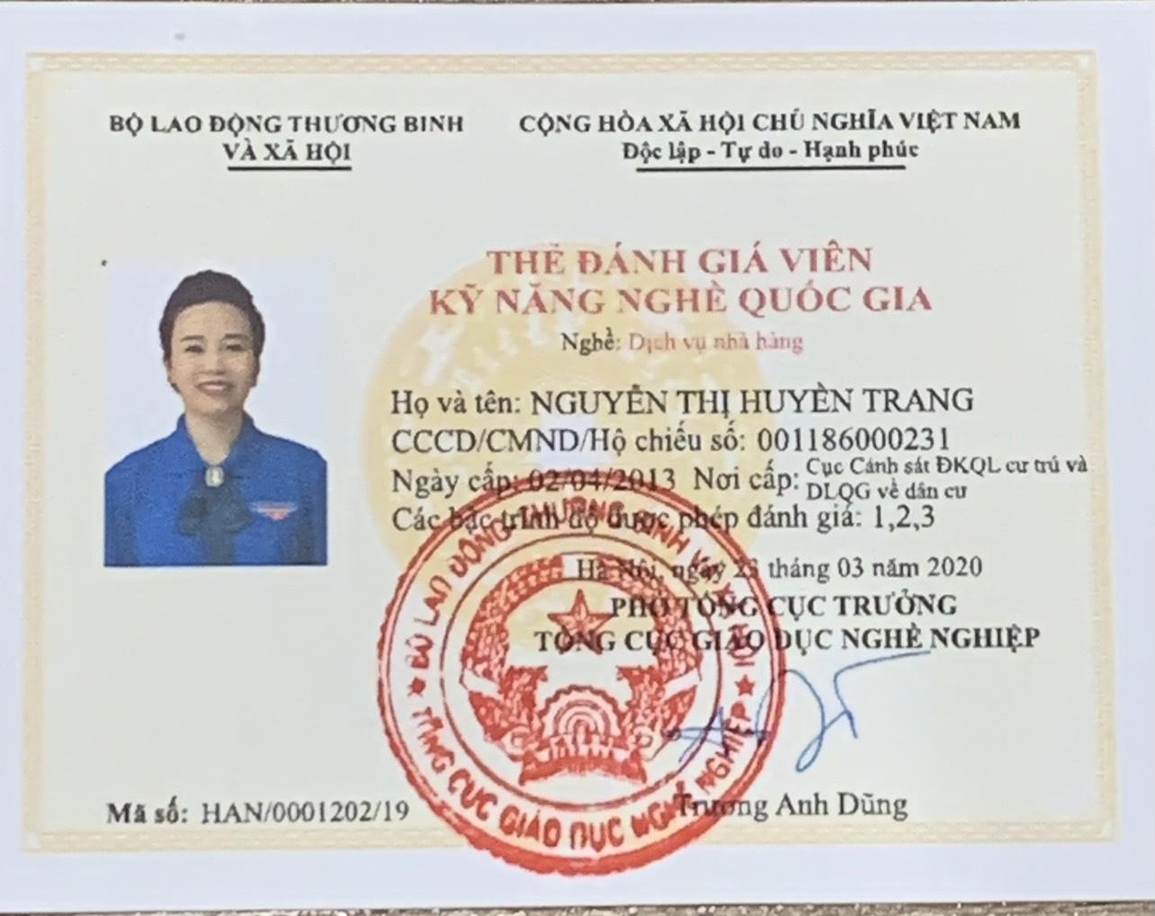 Nữ đại sứ nghề 8X: Vẽ đường kiếm tiền bằng nghề cho sinh viên - 4 Nữ đại sứ nghề 8X: Vẽ đường kiếm tiền bằng nghề cho sinh viên - 4