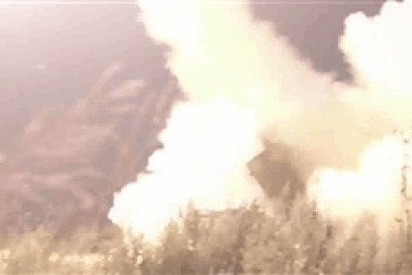 Video siêu pháo "sát thủ" M270 Ukraine bắn mưa hỏa lực