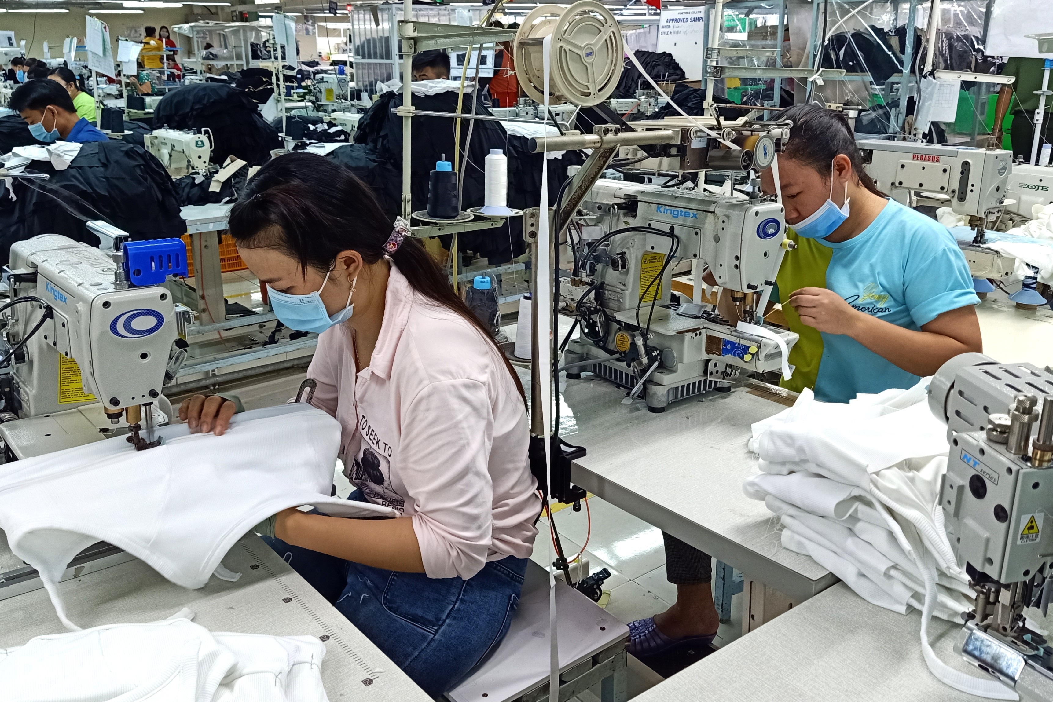 Mnoho politik na podporu odborného vzdělávání a zaměstnanosti pro lidi, jejichž půda byla rekultivována - 1 Nhiều chính sách hỗ trợ đào tạo nghề, việc làm cho người bị thu hồi đất - 1