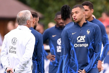 Mbappe tiếp tục thắng thế trong vụ tranh chấp với Liên đoàn bóng đá Pháp