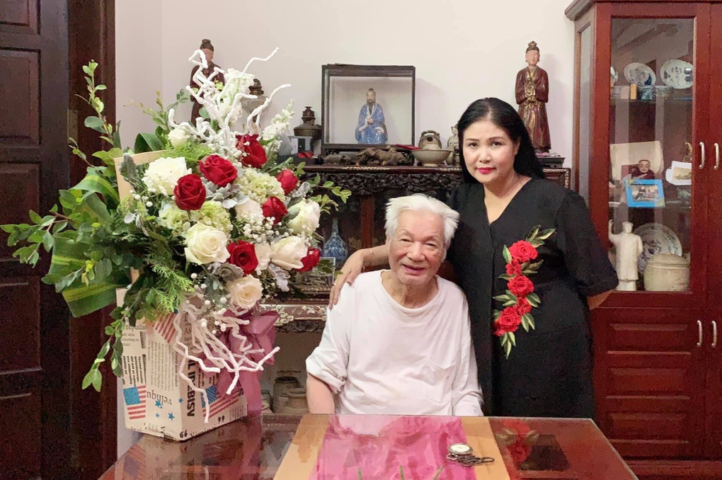 NSND Thanh Ngoan, Quốc Anh kể kỷ niệm với ông trùm chèo NSND Trần Bảng - 1 NSND Thanh Ngoan, Quốc Anh kể kỷ niệm với ông trùm chèo NSND Trần Bảng - 1