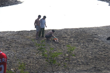 Học sinh lớp 5 chết đuối khi đi chăn bò