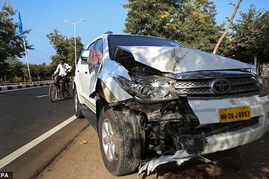 Xe ngoại trưởng Mỹ gặp tai nạn tại Ấn Độ